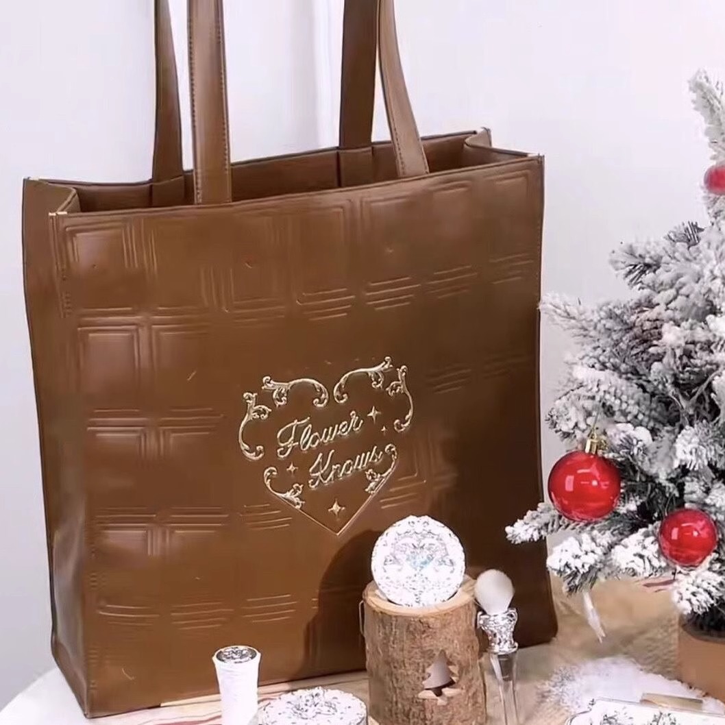 Flowerknows Travel Tote Bag Pi - Leather Tooling Kit recension och pris
